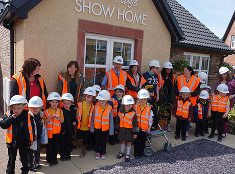 School children visit site to enhance their project learning